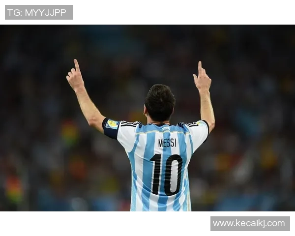 足球明星高清颜值图片大赏展现球场魅力与风采的完美瞬间