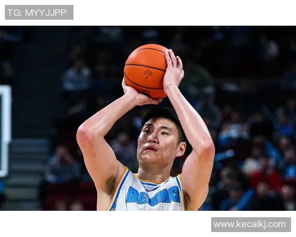 常林的成长之路:从篮球新星到职业生涯的辉煌历程 常林的成长之路:从篮球新星到职业生涯的辉煌历程