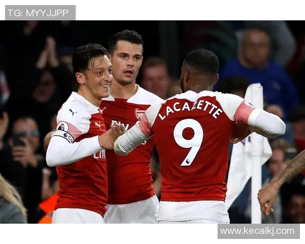 热爱足球的心与阿森纳的情缘如何交织成一段难忘的旅程 热爱足球的心与阿森纳的情缘如何交织成一段难忘的旅程